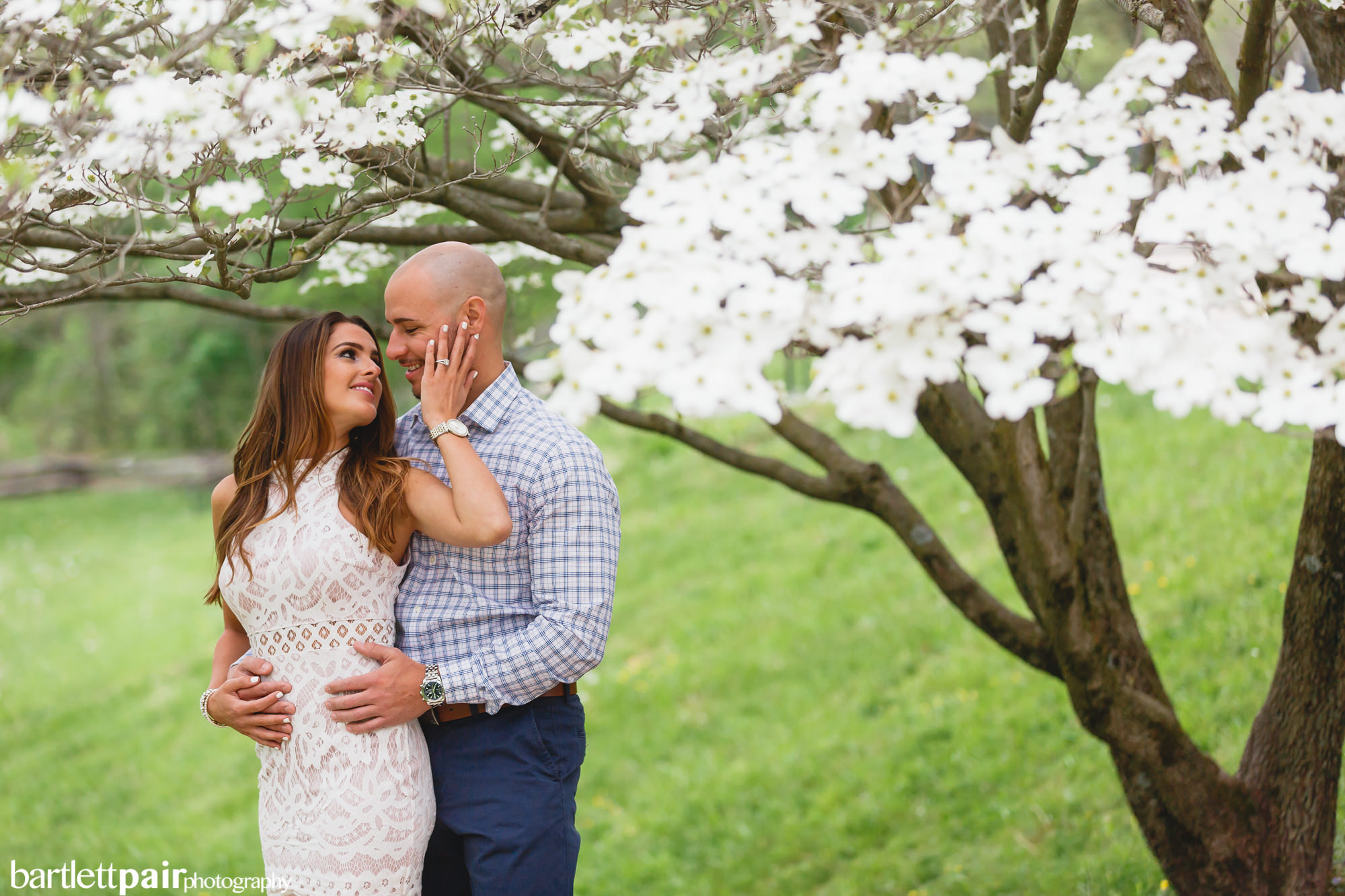 Valley-Forge-National-Park-Engagement-Session-Wedding-11