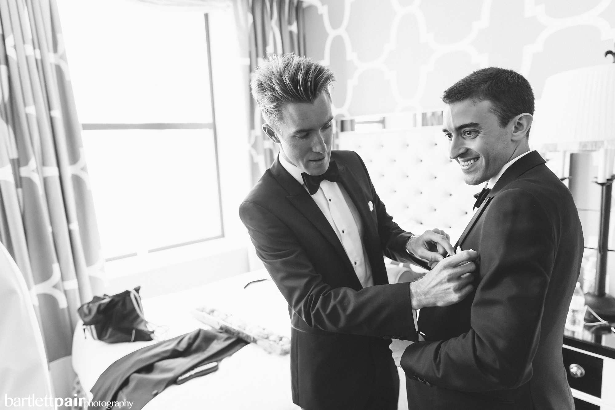 Union-Trust-Philadelphia-Wedding-Photographers-04