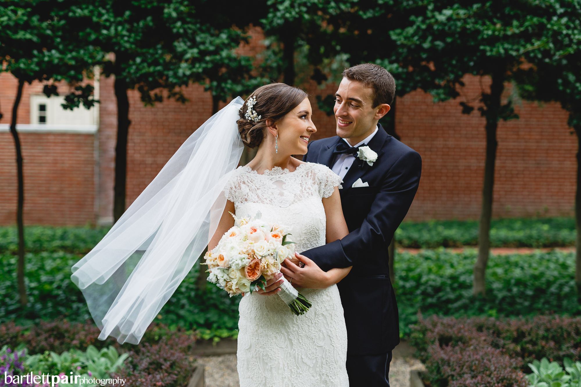 Union-Trust-Philadelphia-Wedding-Photographers-15