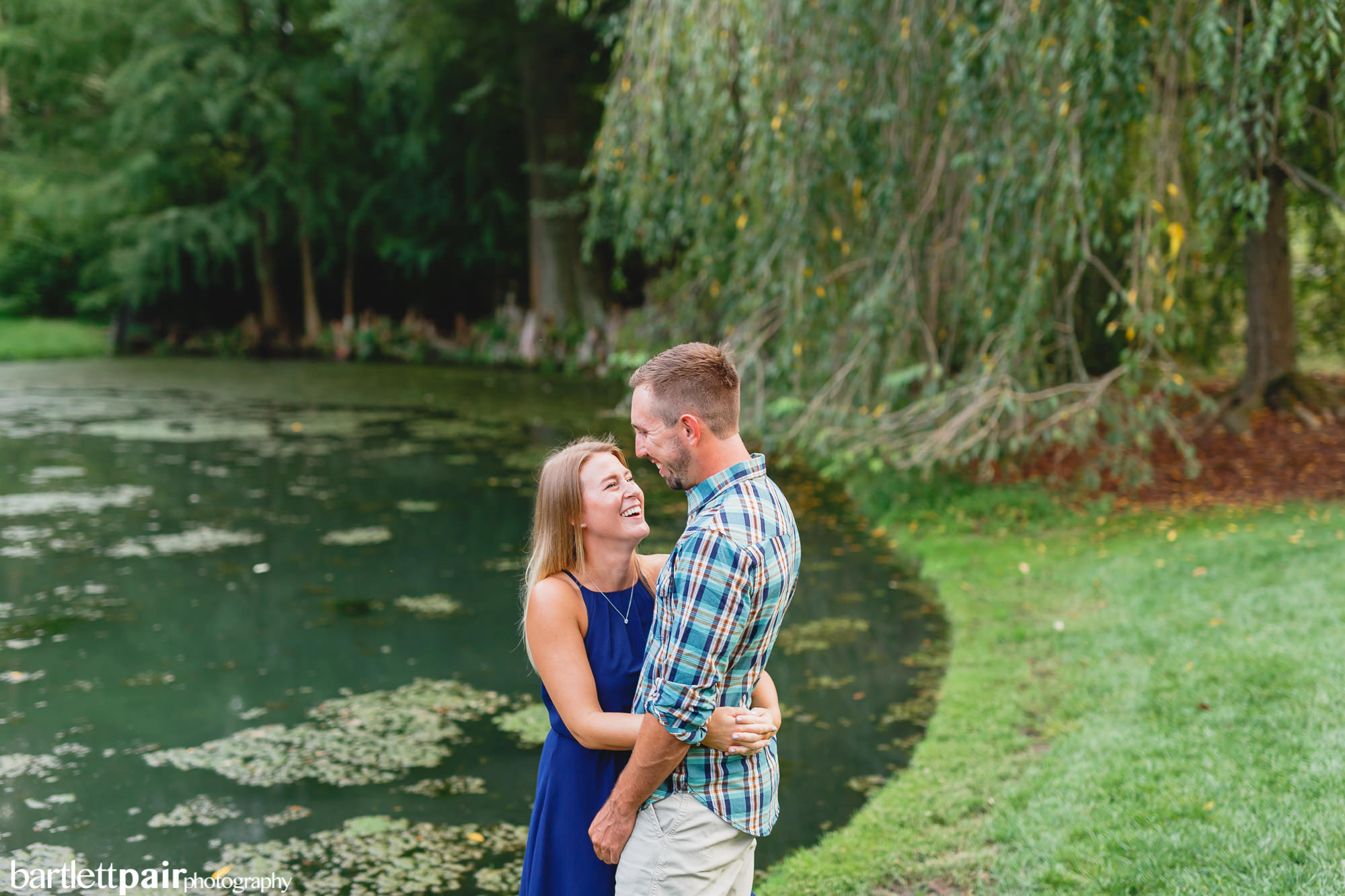 longwood-gardens-engagement-session-philadelphia-10