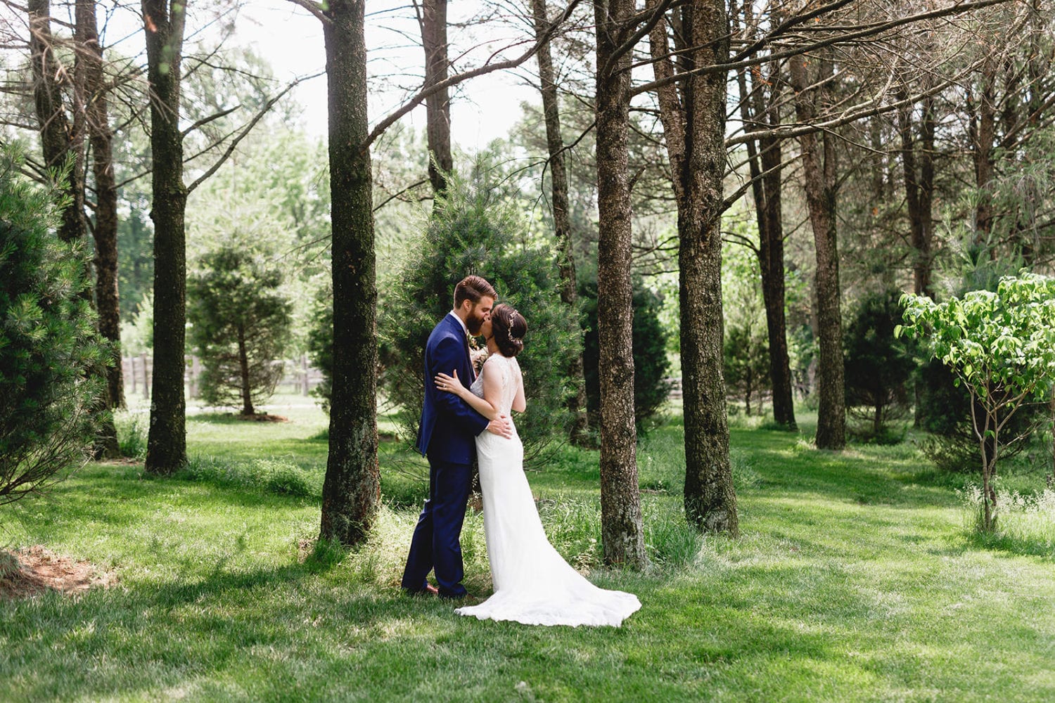 Lovely Outdoors Wedding Location in Lancaster County PA
