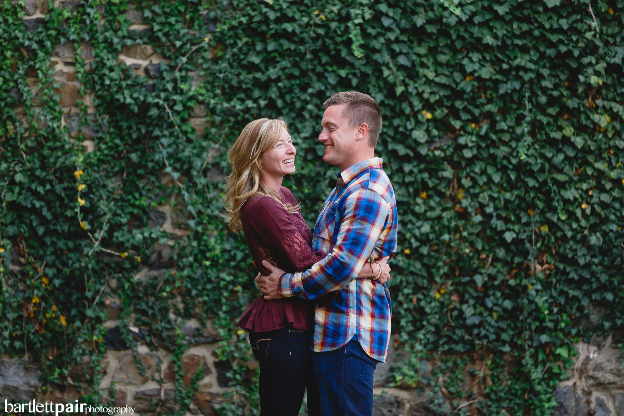 hunting-hill-mansion-engagement-session-at-ridley-creek-state-park-08